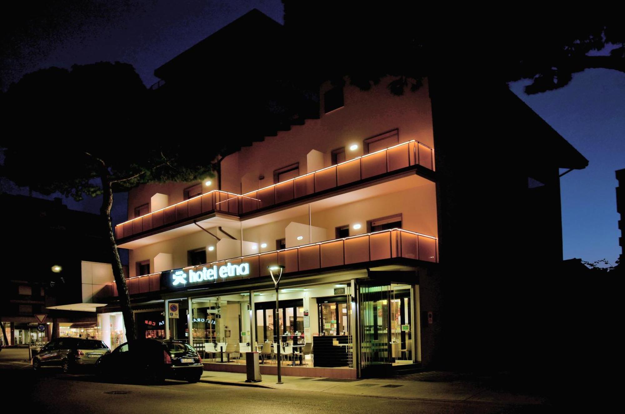 Hotel Etna Lignano Sabbiadoro Extérieur photo
