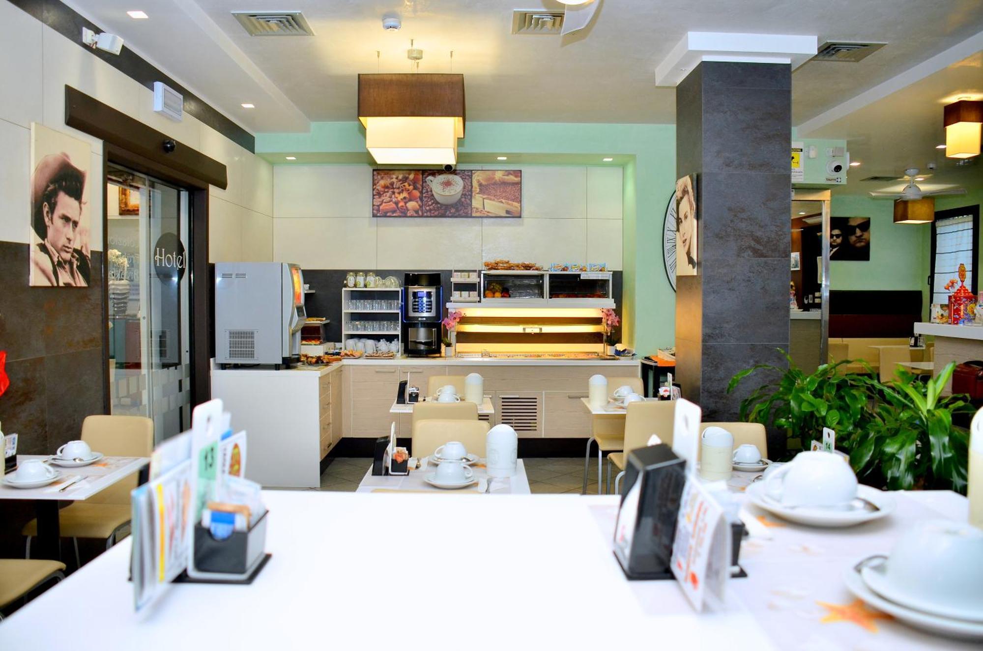 Hotel Etna Lignano Sabbiadoro Extérieur photo