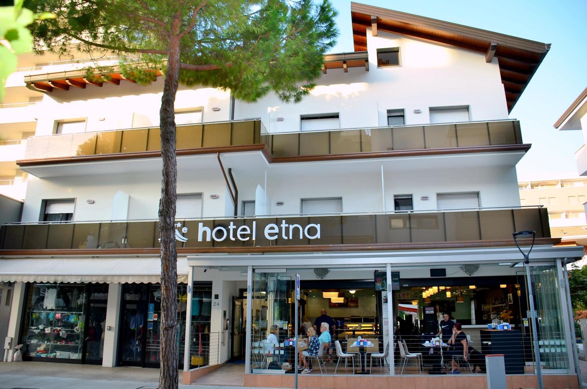 Hotel Etna Lignano Sabbiadoro Extérieur photo