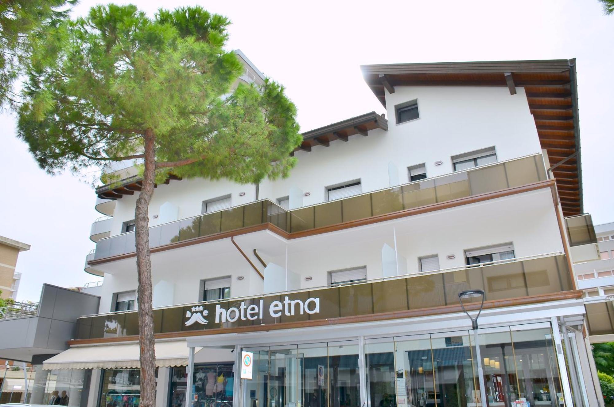 Hotel Etna Lignano Sabbiadoro Extérieur photo